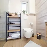 House Zoroo With Private Pool Case de vacanță
