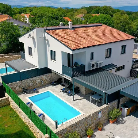House Zoroo With Private Pool * Sveti Anton (Krk)