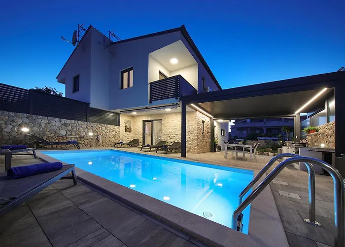 House Zoroo With Private Pool 度假居 Sveti Anton (Krk)