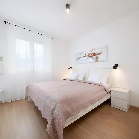 House Zoroo With Private Pool Casa vacanze