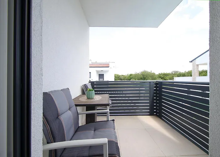 House Zoroo With Private Pool Sveti Anton (Krk)